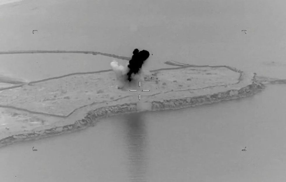 SHBA godet radarët iranianë pas rrëzimit të dronëve mbi Ngushticën e Hormuzit