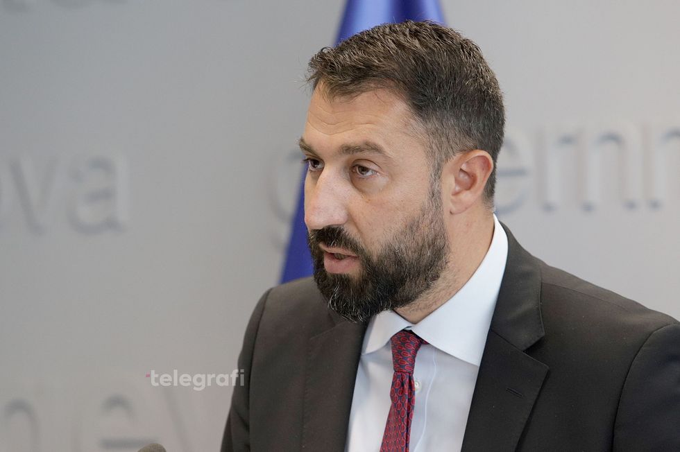 Elbert Krasniqi merret në pyetje pas denoncimit nga Veton Be