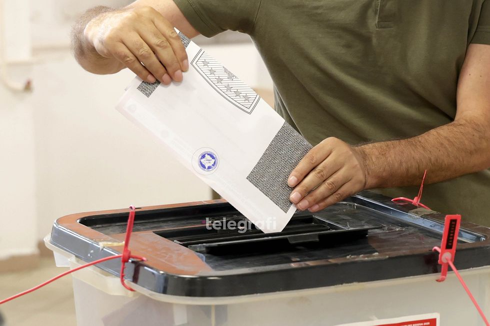 DnV publikon rezultatet preliminare, LVV kryeson garën