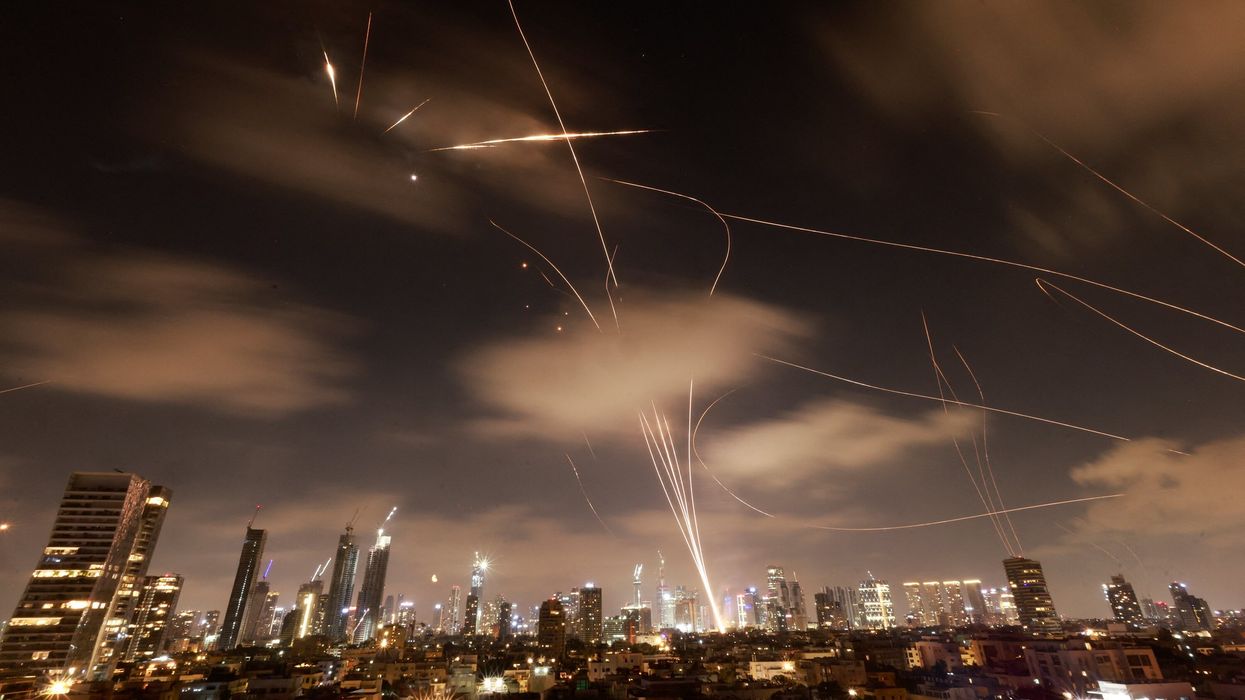 Ushtria izraelite zbulon raketa balistike që vijnë nga Irani Ushtria izraelite zbulon raketa balistike që vijnë nga Irani