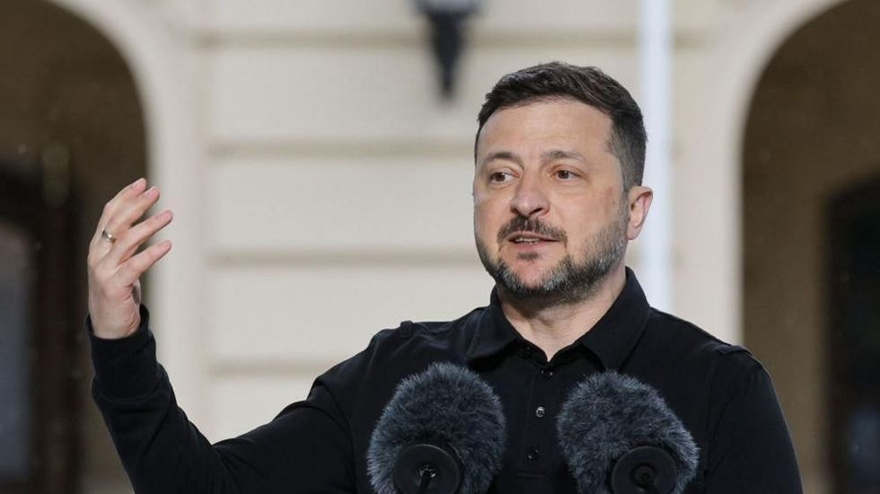 Zelensky diskuton për 'ndërmjetësin' Roman Abramovich