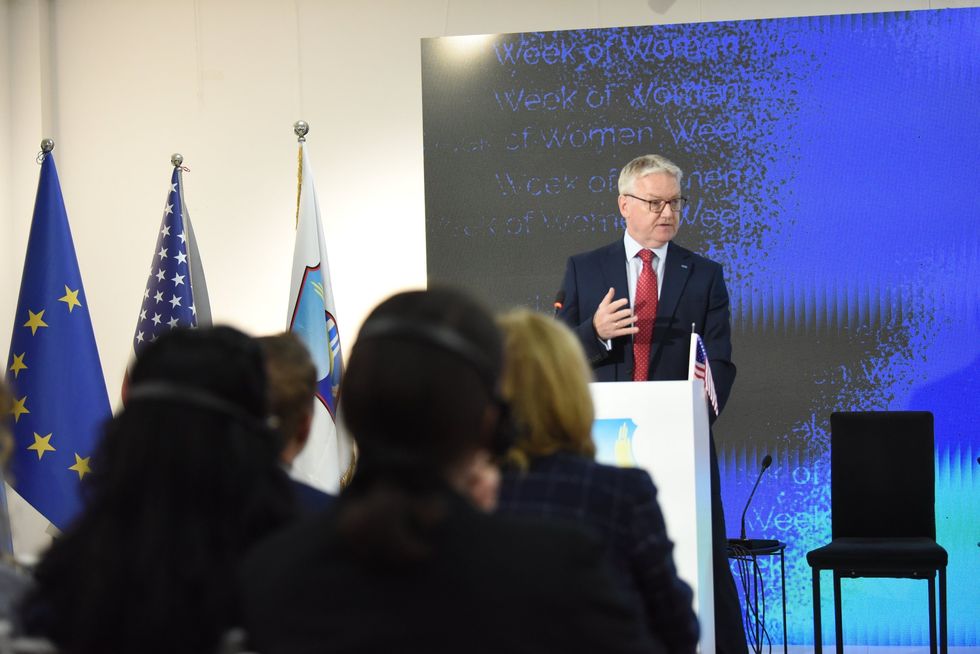 Shefi i OSBE-së kërkon formimin e shpejtë të institucioneve: