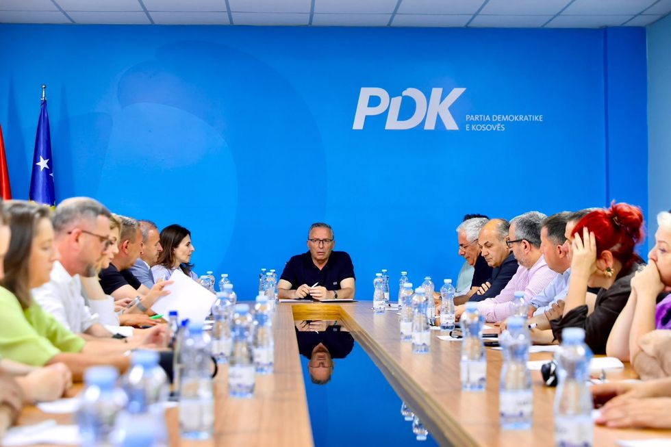 Kryesia e PDK-së diskuton rezultatin zgjedhor - paralajmëron