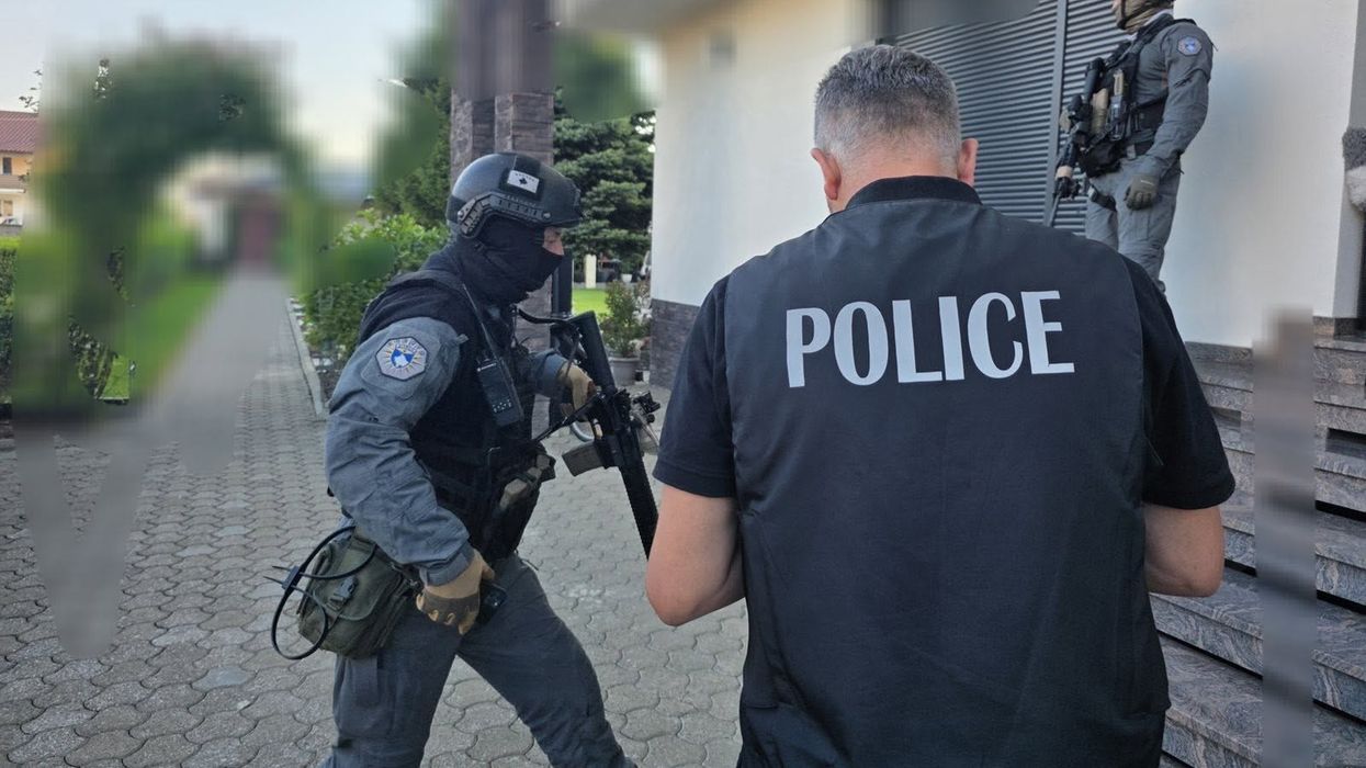 Lufta kundër krimit të organizuar, këta janë të arrestuarit në operacionin “White Star” Lufta kundër krimit të organizuar, këta janë të arrestuarit në operacionin “White Star”