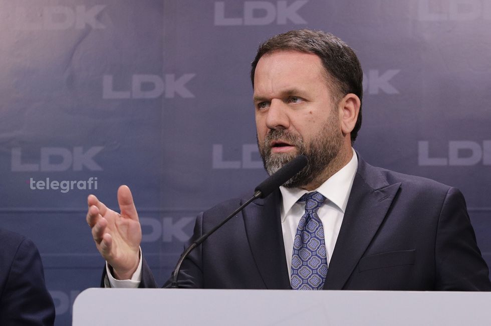 Gazi amerikan, Rukiqi: Çdo bashkëpunim strategjik me Amerikë