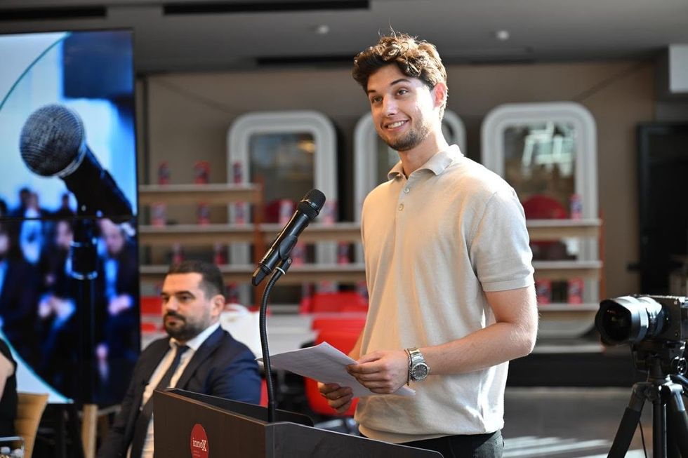 Ademi: Nuk pranojmë zgjidhje gjysmake, kërkojmë zbatim të pl
