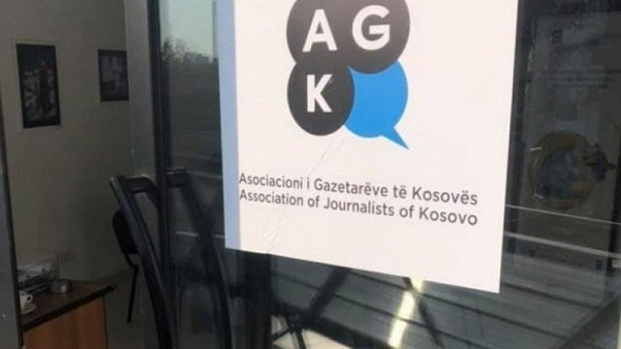 AGK-ja, e alarmuar nga paralajmërimi i KPM-së për mbylljen e emisionit Debat Plus