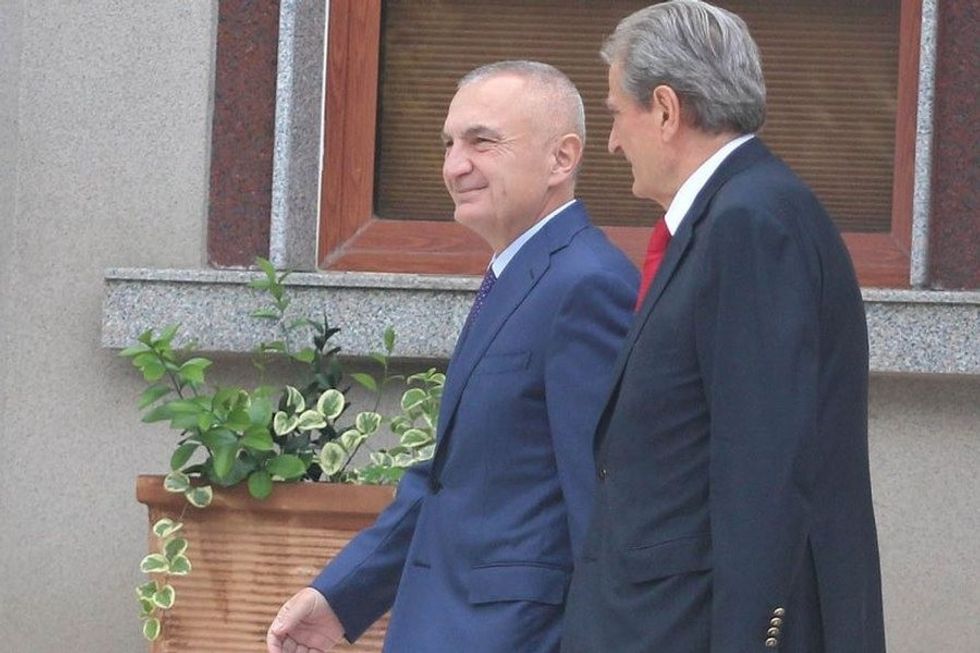 “Ishte komplot mafioz”, Meta reagon pas lajmit për