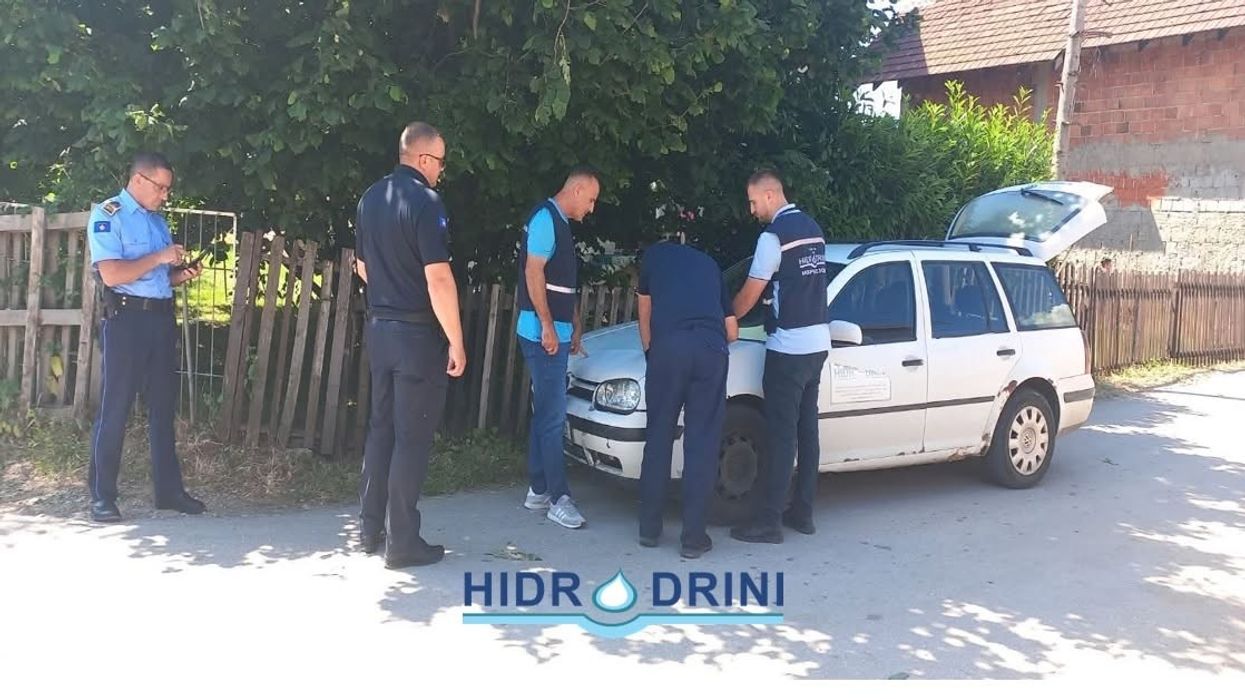 KRU “Hidrodrini” nis aksionin e çkyçjeve ndaj konsumatorëve borxhlinj në rajonin e Pejës KRU “Hidrodrini” nis aksionin e çkyçjeve ndaj konsumatorëve borxhlinj në rajonin e Pejës