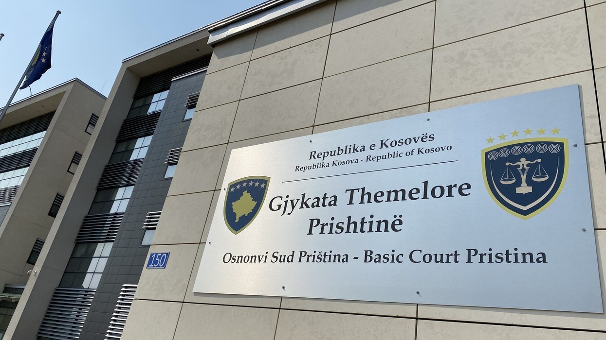 Gjykata në Prishtinë cakton paraburgim ndaj pesë të pandehurve për krim të organizuar dhe narkotikë