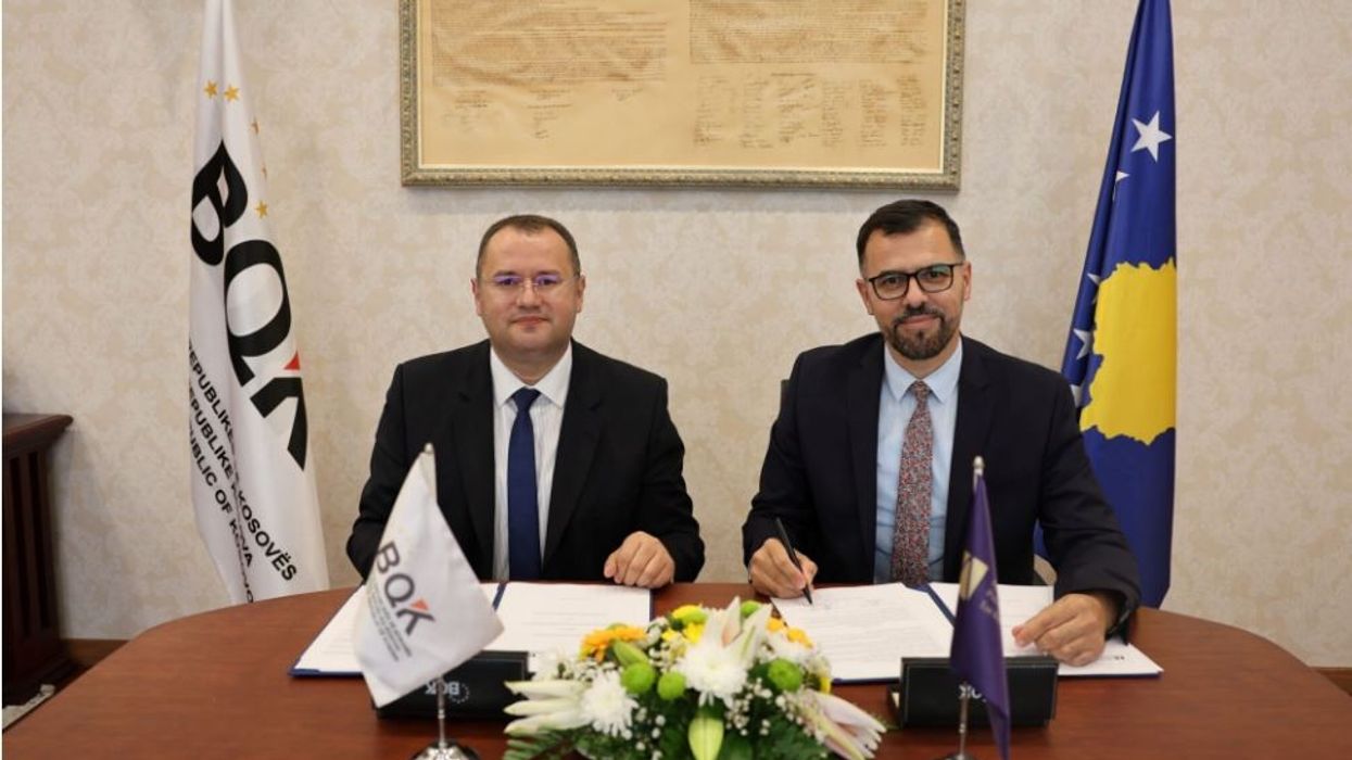 BQK dhe ATK nënshkruajnë Marrëveshje Bashkëpunimi për avancimin e shkëmbimit të informacionit dhe forcimin e integritetit financiar BQK dhe ATK nënshkruajnë Marrëveshje Bashkëpunimi për avancimin e shkëmbimit të informacionit dhe forcimin e integritetit financiar