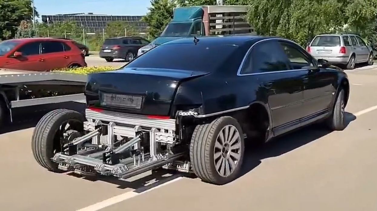 Ky Audi funksionon me ajër të kompresuar - ide interesante apo rrugë e gabuar? Ky Audi funksionon me ajër të kompresuar - ide interesante apo rrugë e gabuar?