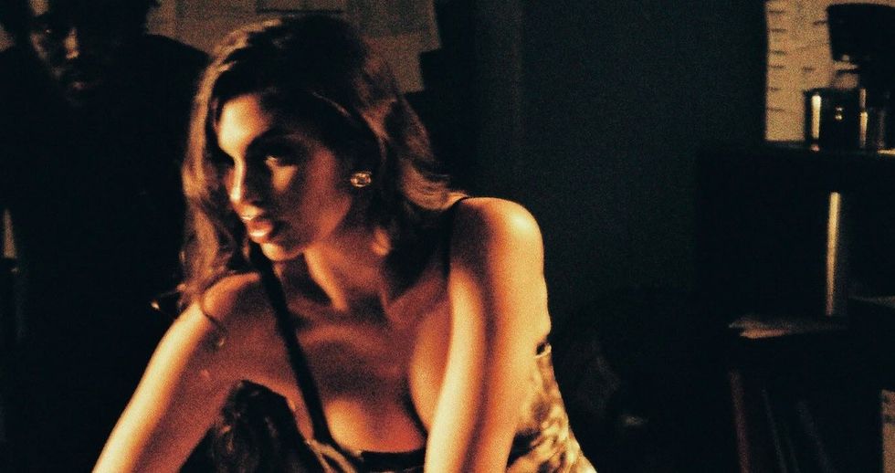 “Problemi” i artistes Donna Dafi vjen më 19 qershor dhe pritet të trazojë skenën muzikore
