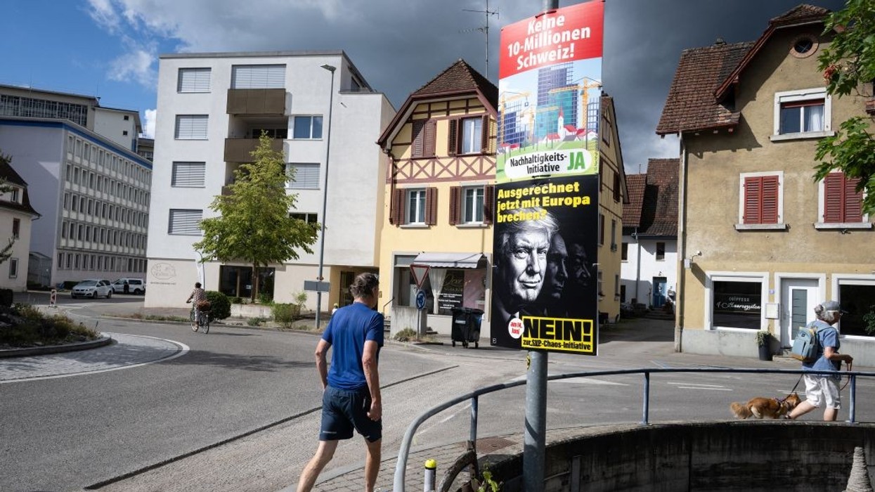 A do ta kufizojë Zvicra numrin e banorëve në 10 milionë? Sot mbahet referendumi vendimtar