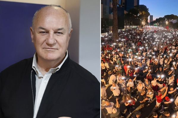 Ikonomi: Pse mediat botërore nuk i japin dot shpjegim protestës në Shqipëri Ikonomi: Pse mediat botërore nuk i japin dot shpjegim protestës në Shqipëri