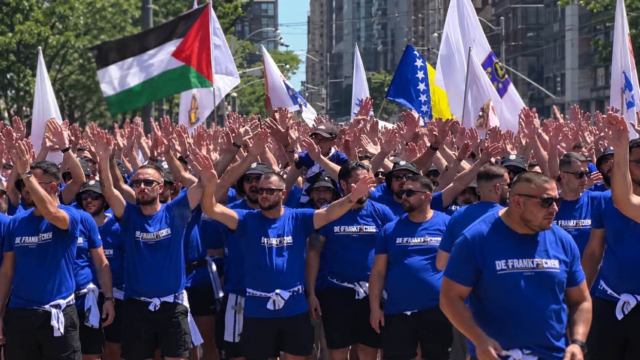 Zëra që kalojnë kufijtë e futbollit, tifozët boshnjakë brohorasin për Palestinën në Kanada