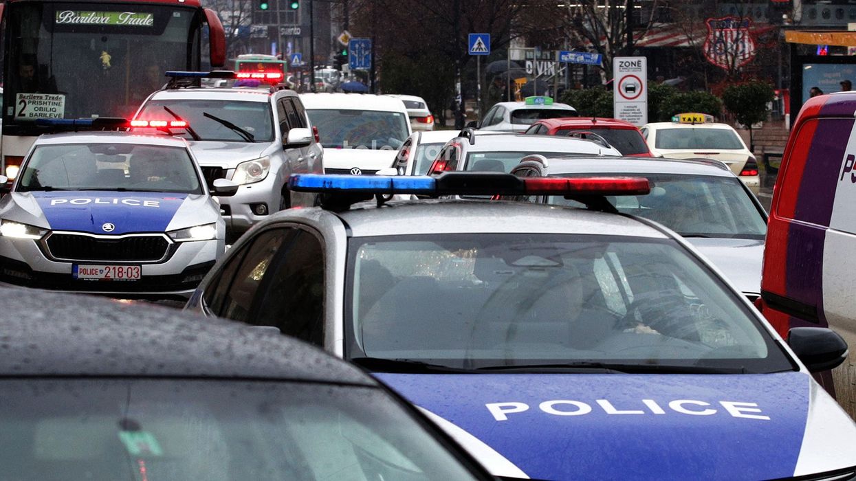 Aksidentohet një person në Prishtinë, dërgohet për tretman mjekësorë Aksidentohet një person në Prishtinë, dërgohet për tretman mjekësorë