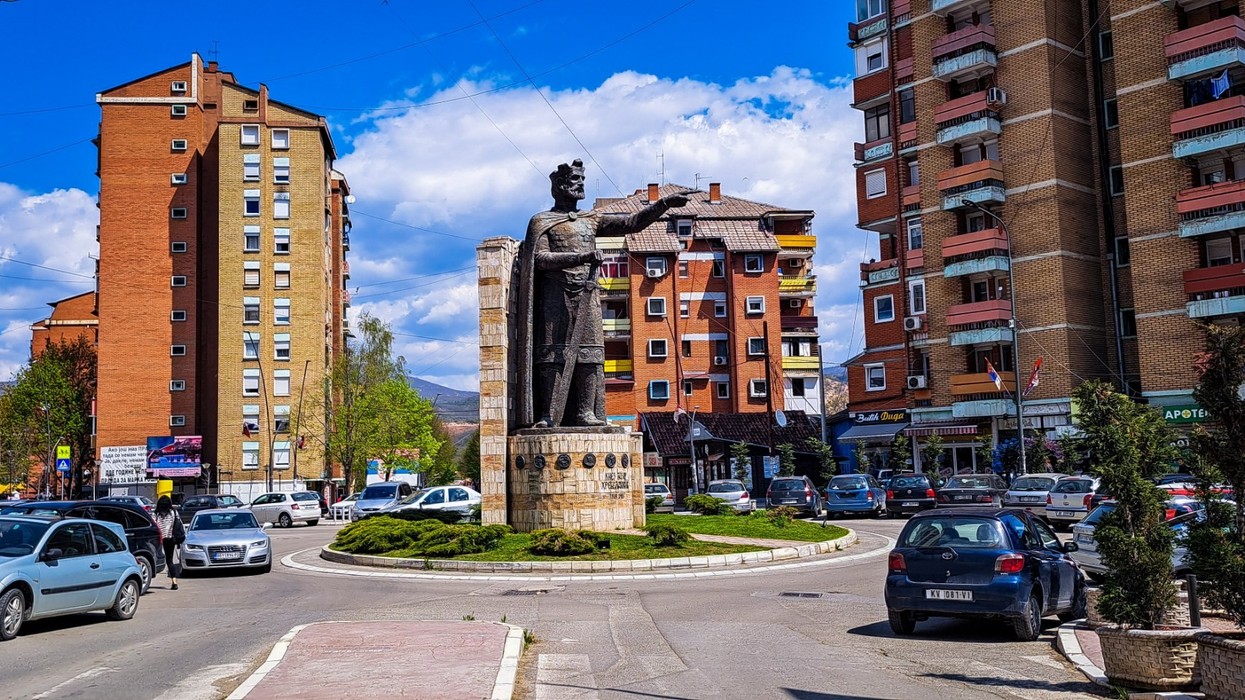 Shfuqizohet vendimi i Millan Radojeviqit për largimin nga puna të një zyrtari shqiptar nga Komuna e Mitrovicës së Veriut