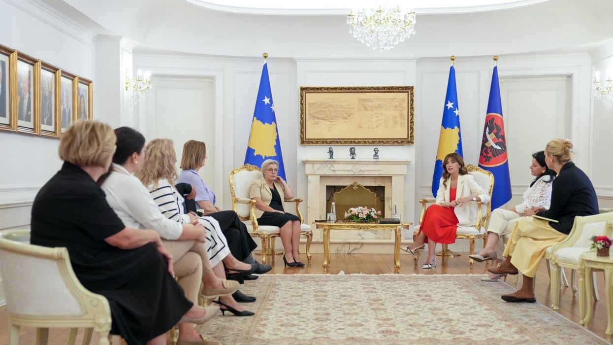 Dita Ndërkombëtare për Eliminimin e Dhunës Seksuale gjatë luftës, Haxhiu takohet me Vasfije Krasniqi Goodman dhe Ramadan Nishorin Dita Ndërkombëtare për Eliminimin e Dhunës Seksuale gjatë luftës, Haxhiu takohet me Vasfije Krasniqi Goodman dhe Ramadan Nishorin