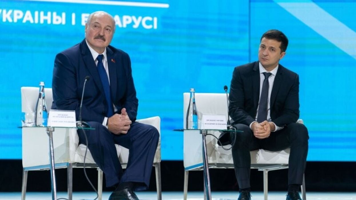 Zelensky ultimatum Lukashenkos: Tërhiqni pajisjet ushtarake nga kufiri ose do të veprojmë Zelensky ultimatum Lukashenkos: Tërhiqni pajisjet ushtarake nga kufiri ose do të veprojmë