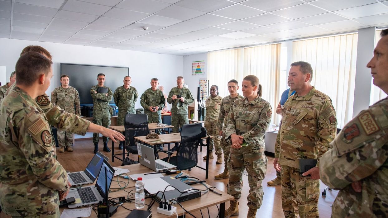 Ushtrimi “Sentinel Sica”, Garda Kombëtare Ajrore e Iowas dhe FSK thellojnë bashkëpunimin Ushtrimi “Sentinel Sica”, Garda Kombëtare Ajrore e Iowas dhe FSK thellojnë bashkëpunimin