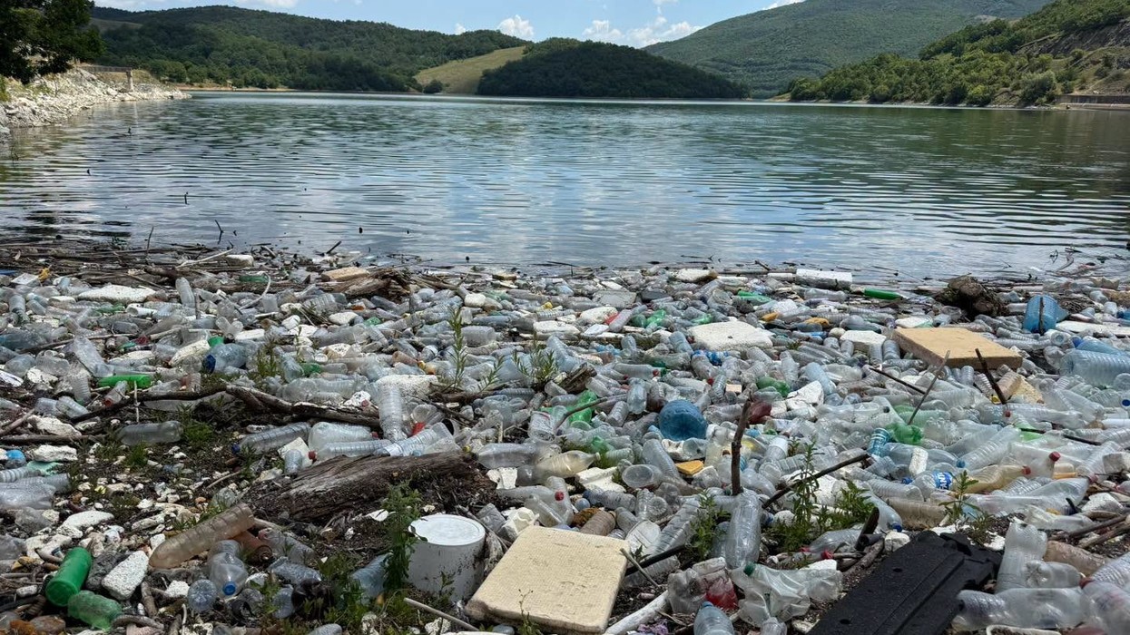 Gjendje alarmante pranë Liqenit të Badovcit, kërkohet masa urgjente ndaj ndotjes