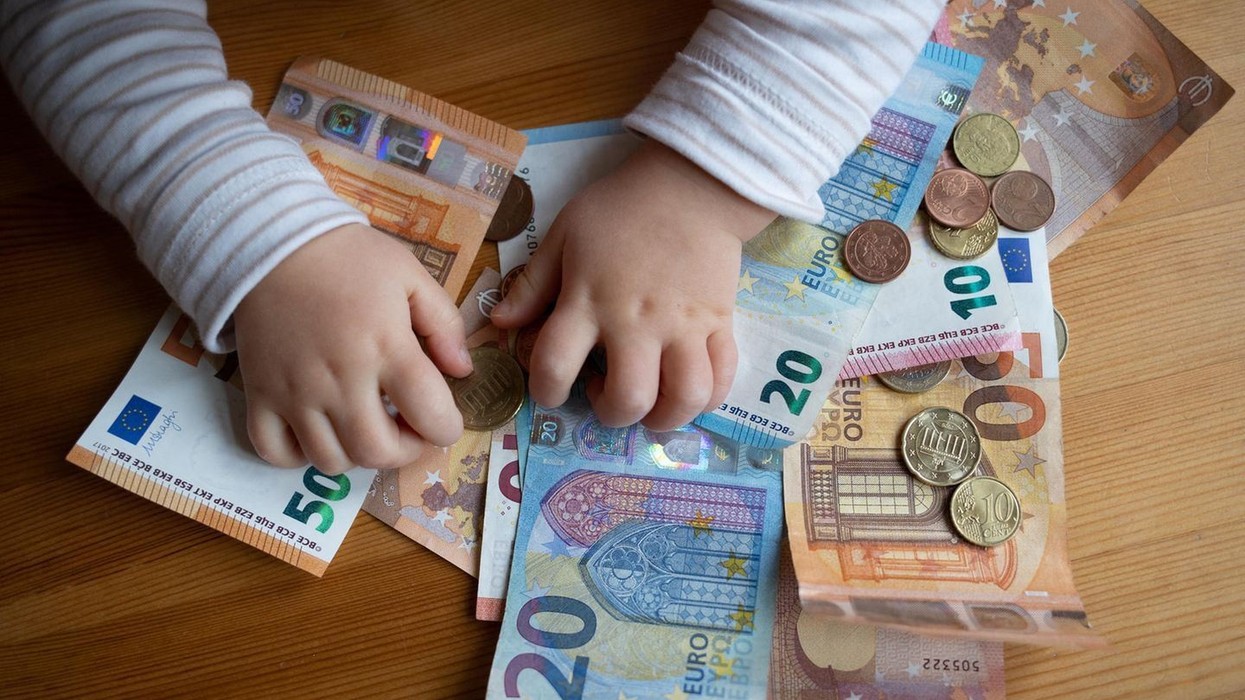 ASK: Mbi 405 mijë përfitues nga shtesat për fëmijë në muajin maj