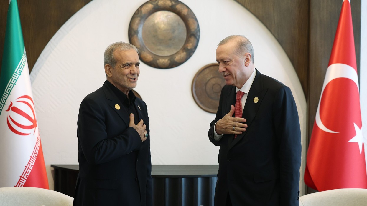 Erdogan i thotë presidentit iranian të jetë i kujdesshëm ndaj përpjekjeve për të sabotuar bisedimet e paqes