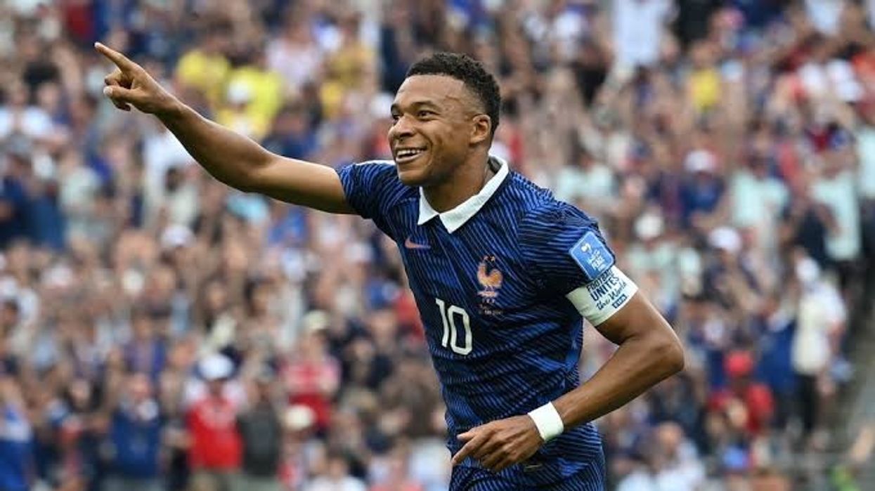 Mbappe barazohet me Klosen në listën historike të golashënuesve të Kupës së Botës, vetëm Messi është para tij Mbappe barazohet me Klosen në listën historike të golashënuesve të Kupës së Botës, vetëm Messi është para tij