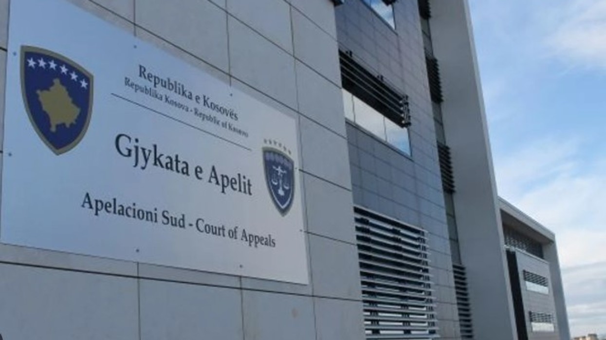 Me kërkesë të të dëmtuarës, mbyllet seanca e Apelit ndaj të akuzuarës për vrasjen e kunatit