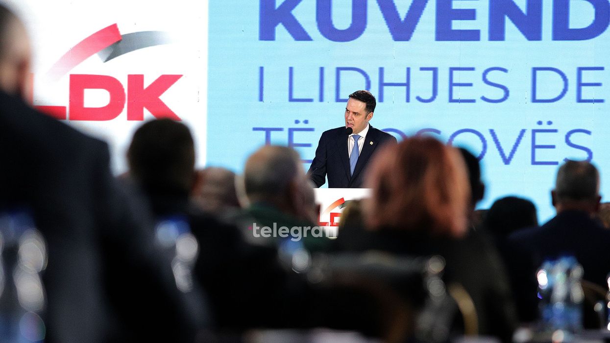 Përplasjet në LDK - shtohet presioni ndaj Abdixhikut për dorëheqje Përplasjet në LDK - shtohet presioni ndaj Abdixhikut për dorëheqje
