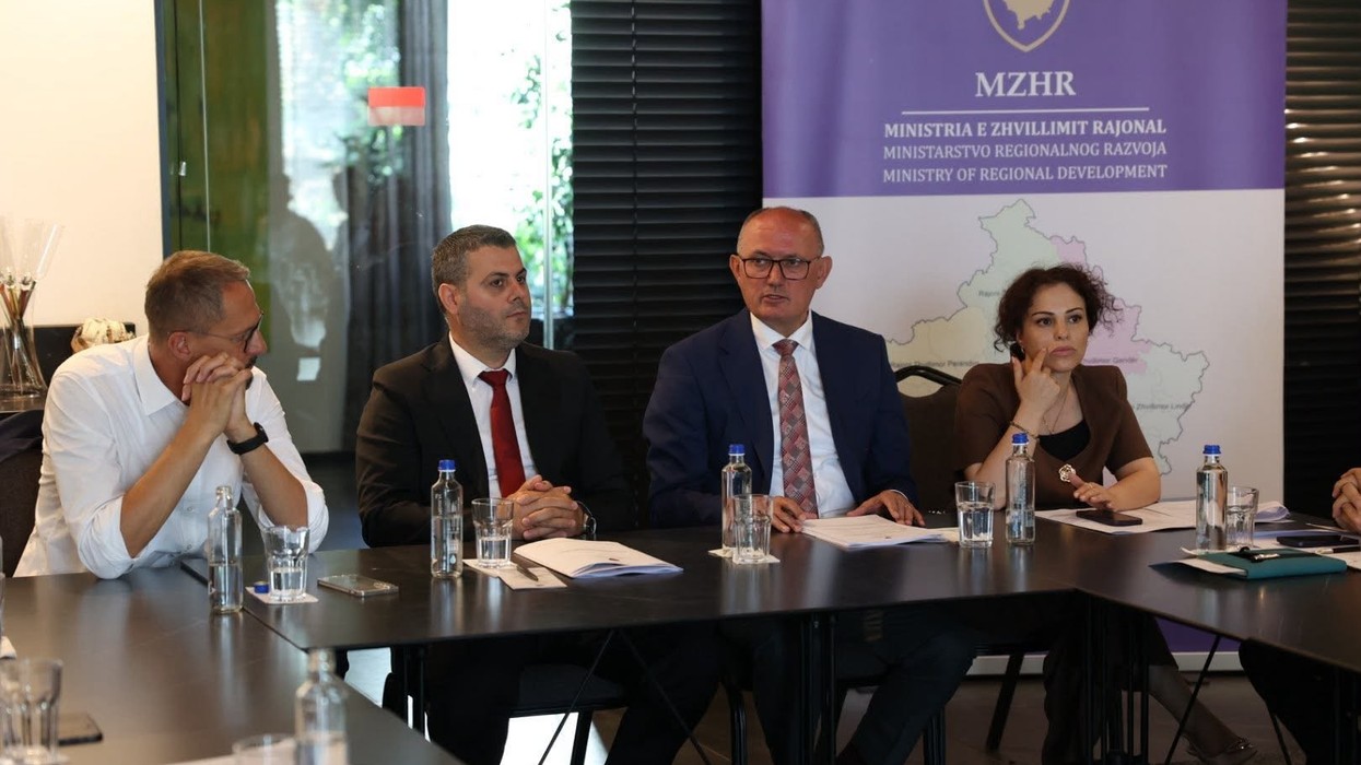 Në Ferizaj themelohet qendra për Zhvillimin Rajonal