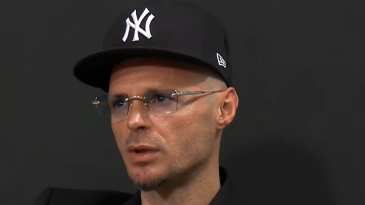 “Shkova t’i kërkoj falje, më shkelën kokën me këmbë”: Cllevio zbulon prapaskenat e sherrit me Noizy-n