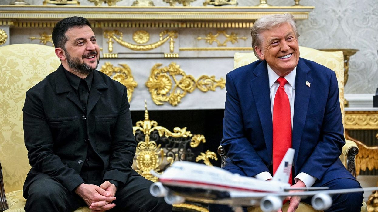 Trump thotë se Zelensky 'i guximshëm' 'po ia del mjaft mirë' në luftën me Rusinë Trump thotë se Zelensky 'i guximshëm' 'po ia del mjaft mirë' në luftën me Rusinë
