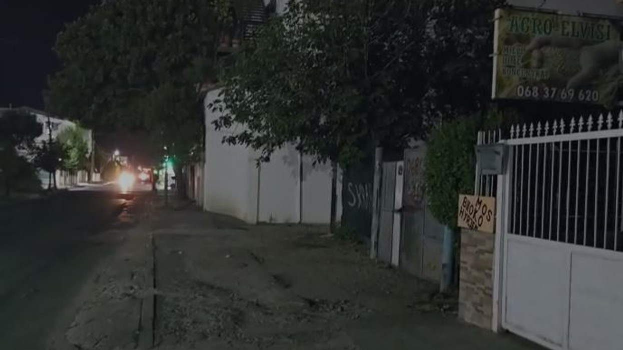 Plagosje me thikë në Sukth, daja dyshohet se plagosi nipin