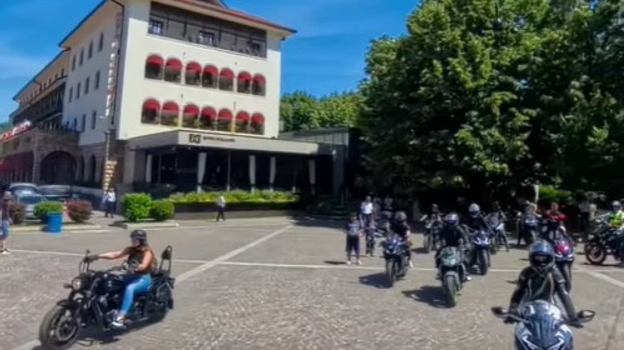 “Çikat n’Motor” sjellin energji, guxim dhe frymëzim – pamje nga aktiviteti në Pejë