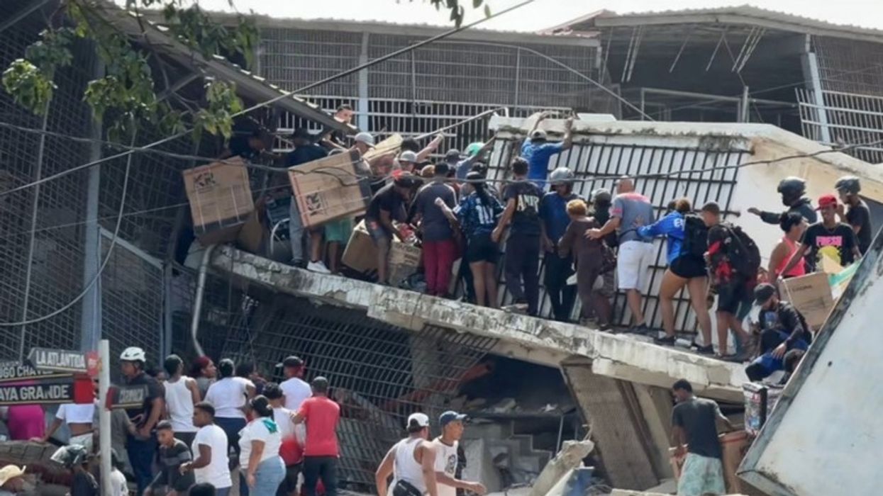 Plaçkitje masive në Venezuelë pas tërmeteve shkatërruese Plaçkitje masive në Venezuelë pas tërmeteve shkatërruese