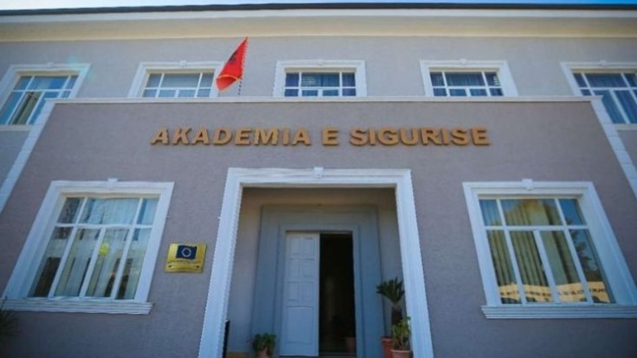 Helmimi i studentëve në Akademinë e Sigurisë, reagon AKU Helmimi i studentëve në Akademinë e Sigurisë, reagon AKU