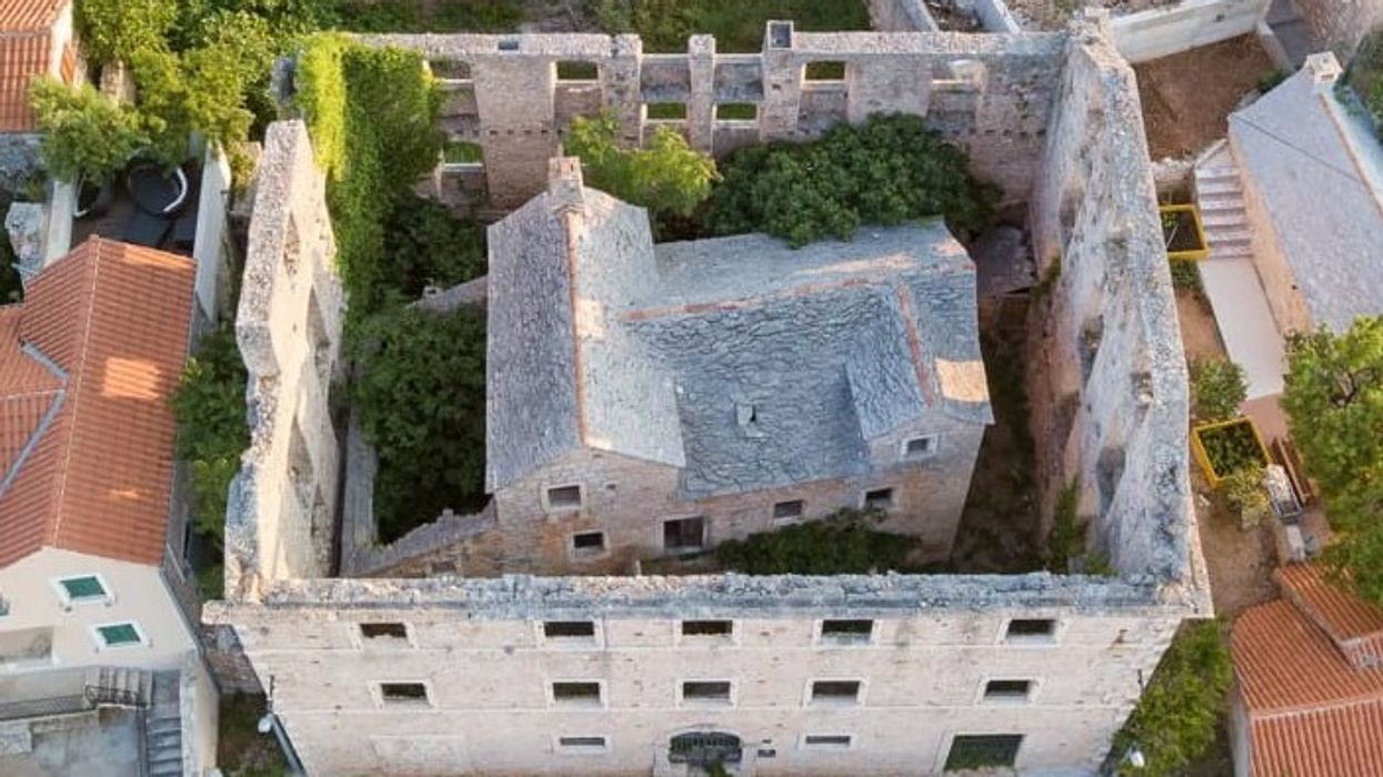 "Shtëpia brenda shtëpisë" - çudia arkitekturore e Kroacisë