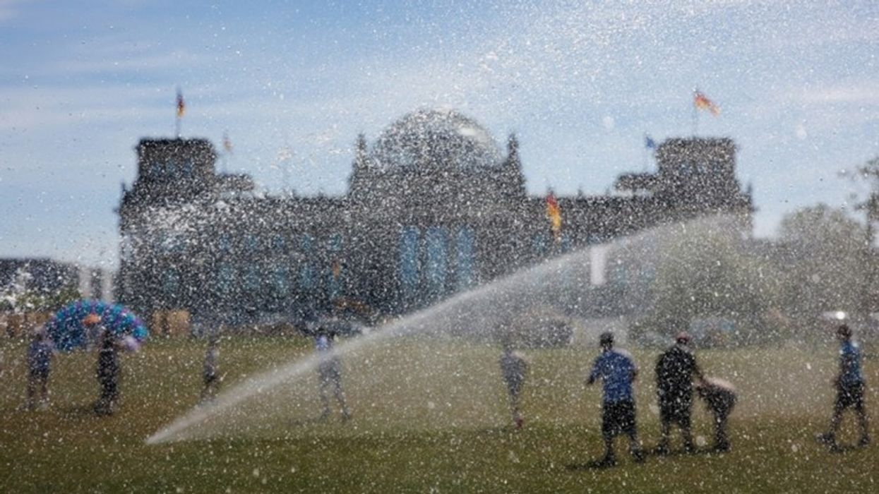 Gjermania thyen rekordin e temperaturave, termometri arrin 41.3 gradë Celsius Gjermania thyen rekordin e temperaturave, termometri arrin 41.3 gradë Celsius