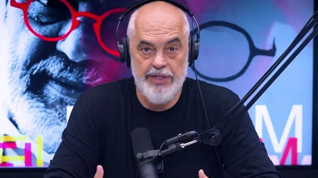 “Ata kanë nevojë që zgjidhja të mos vijë kurrë, Rama: Protestat po ushqehen nga aktorë që kërkojnë kaos “Ata kanë nevojë që zgjidhja të mos vijë kurrë, Rama: Protestat po ushqehen nga aktorë që kërkojnë kaos