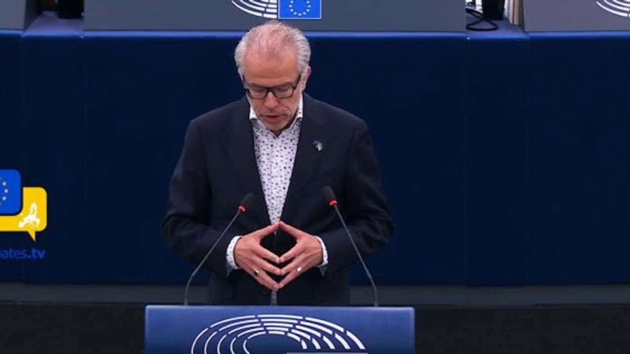 Eurodeputeti Reuten: Deklaratat e Vuçiq për dorëheqje, manovër për të ruajtur pushtetin