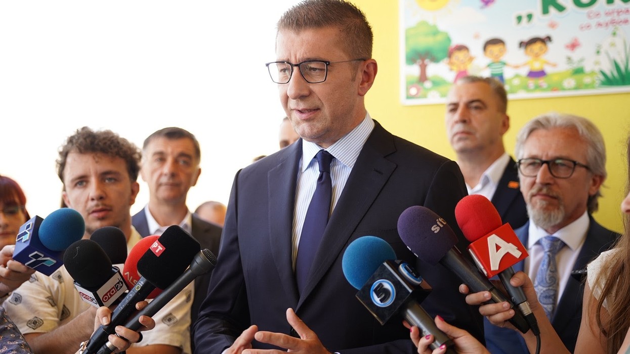 Mickoski: Emrat për ristrukturimin e qeverisë do të dihen nesër në mbrëmje