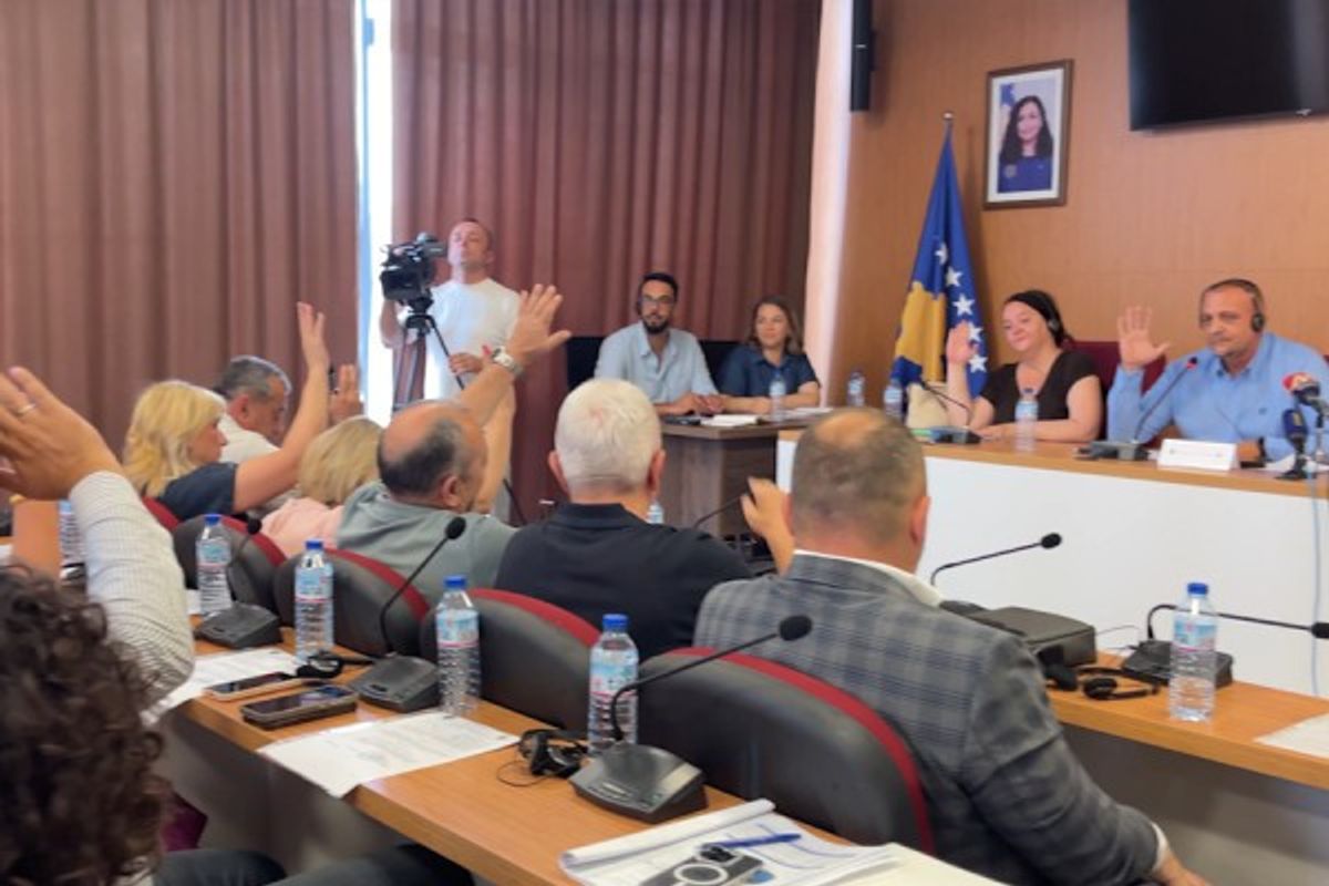 Kuvendi i veriut bëhen pishman për “I Love Mitrovica”, voton për të mos e larguar Kuvendi i veriut bëhen pishman për “I Love Mitrovica”, voton për të mos e larguar