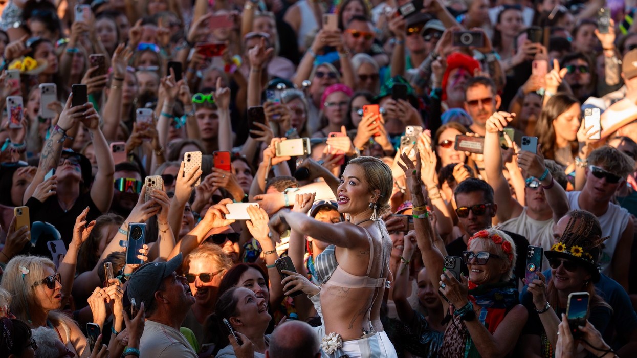 Rita Ora nis turneun veror të koncerteve, më 1 gusht do të performojë në Ohër të Maqedonisë së Veriut
