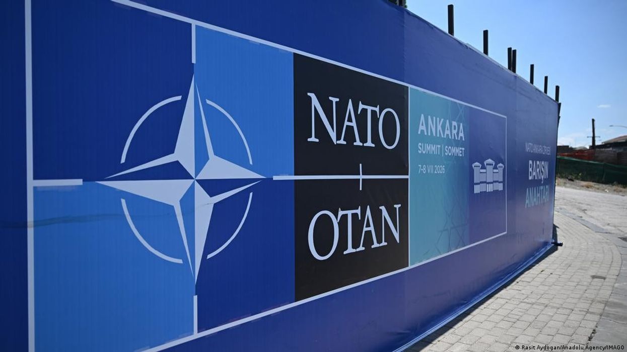 Turqi, valë arrestimesh përpara samitit të NATO-s Turqi, valë arrestimesh përpara samitit të NATO-s