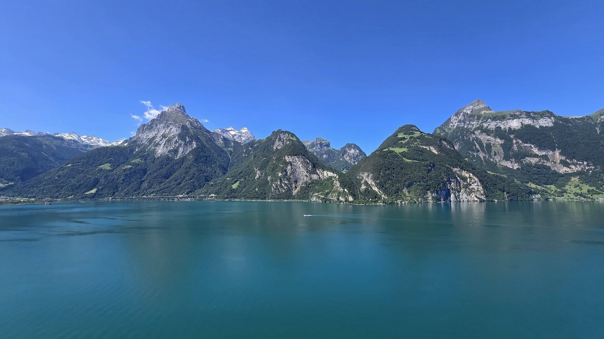 Me Wilhlem Tellin, Skënderbeun dhe shumë imagjinatë pranë Liqenit të Luzernit