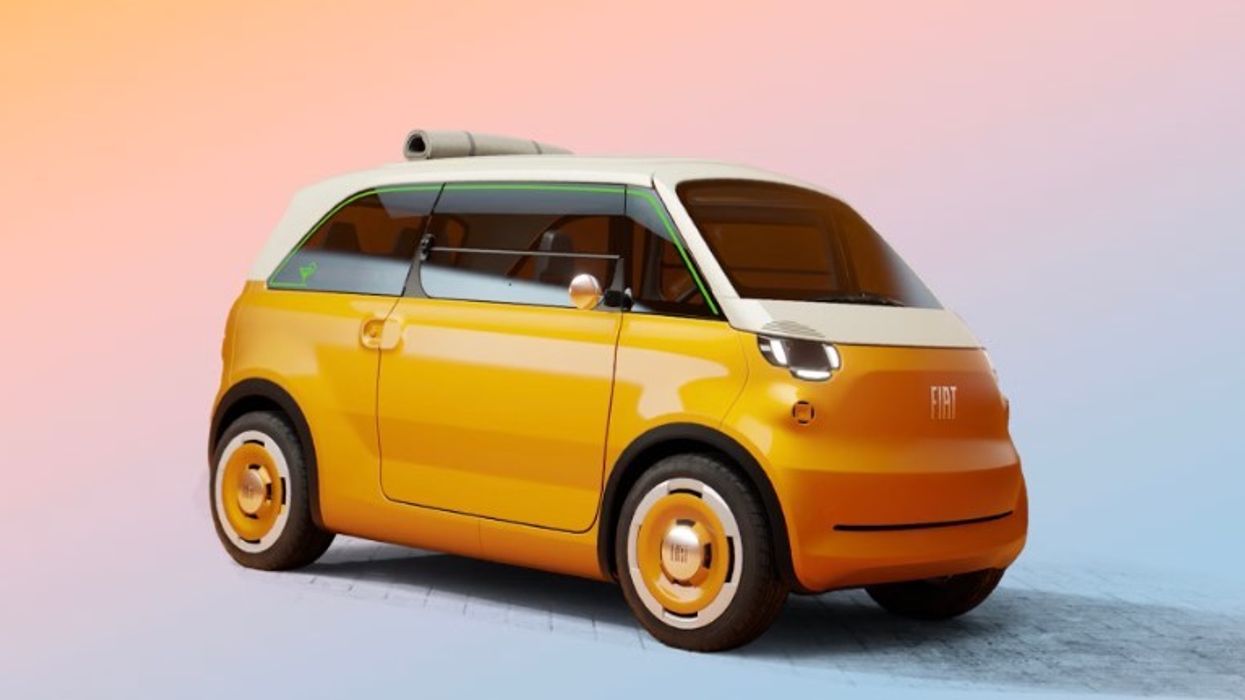 Fiat prezanton konceptin Multiplina ndërsa Topolino mbërrin në Shtetet e Bashkuara Fiat prezanton konceptin Multiplina ndërsa Topolino mbërrin në Shtetet e Bashkuara