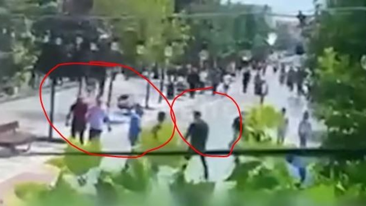 Pamjet e kamerave zbardhin përleshjen mes familjarëve ku mbetën të plagosur katër persona