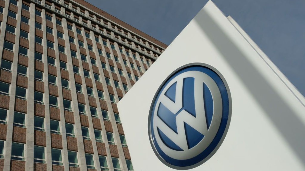 Volkswagen flet hapur pas raportimeve se mund të shesë disa marka